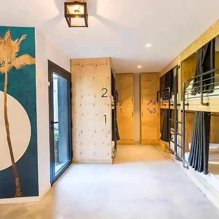 Hejmo 호스텔 소르-호스고르