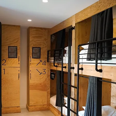 Hejmo 호스텔 소르-호스고르